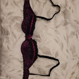 La vie en rose purple and black 34B bra